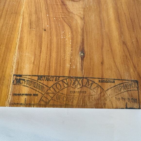 Holy Bible Memorial Edition Concordance KJV in Wooden Cedar Box - Picture 11 of 11